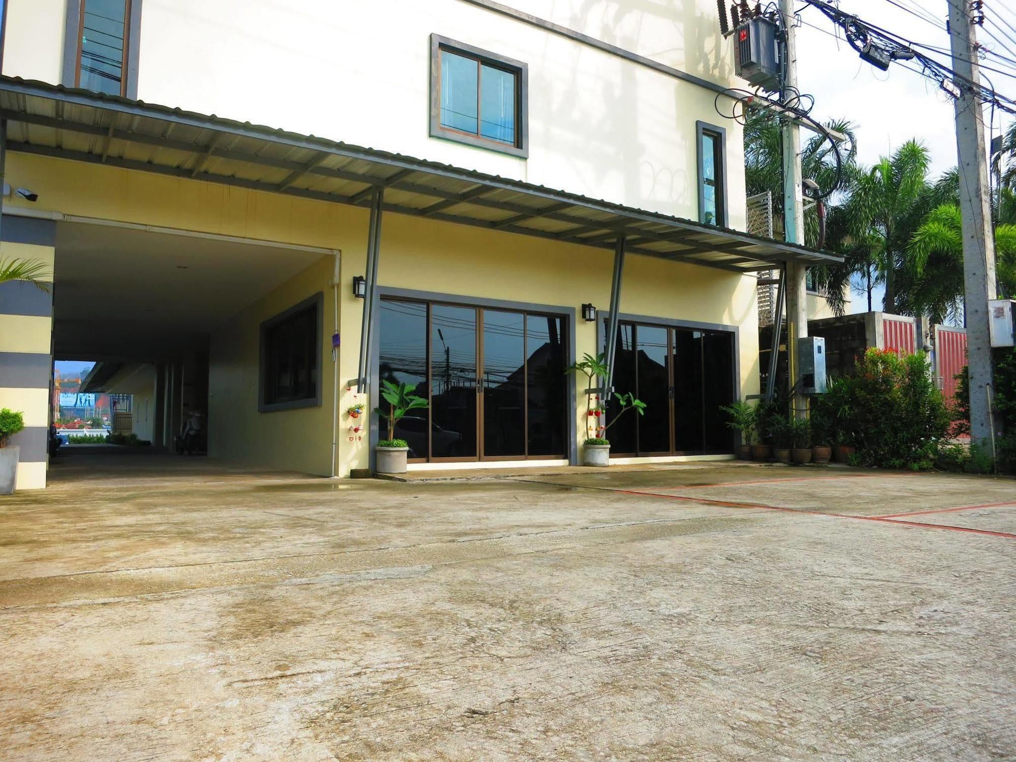 Winrisa Place Nai Yang Beach Exterior foto